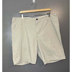 Dockers Casual Chino Mens Size 42 Khaki Shorts 9” Inseam